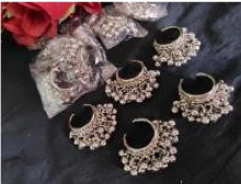 EARRING